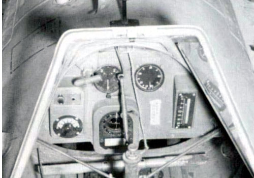 Tablica przyżądów w samolocie Ohka Model 11