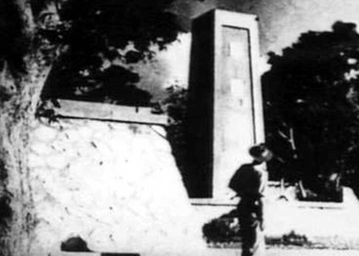 Japoński pomnik poświęcony Japończykom, jeńcom wojennym i pracownikom cywilnym, którzy zmarli przy budowie liniii kolejowej Tajlandia-Birma.