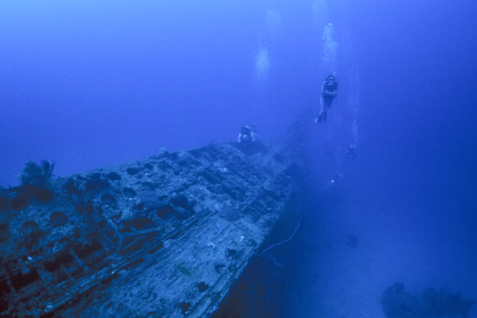 Podwodne zdjęcia okrętu podwodnego I-169.