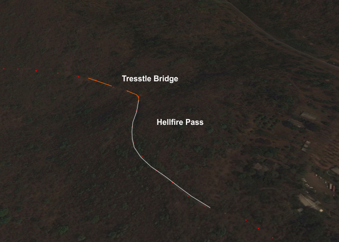 Położenie przejścia 'Konyu Cutting' (Hellfire Pass) i dwóch mostów widocznych z perspektywy.