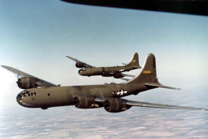 Bombowiec B-29.